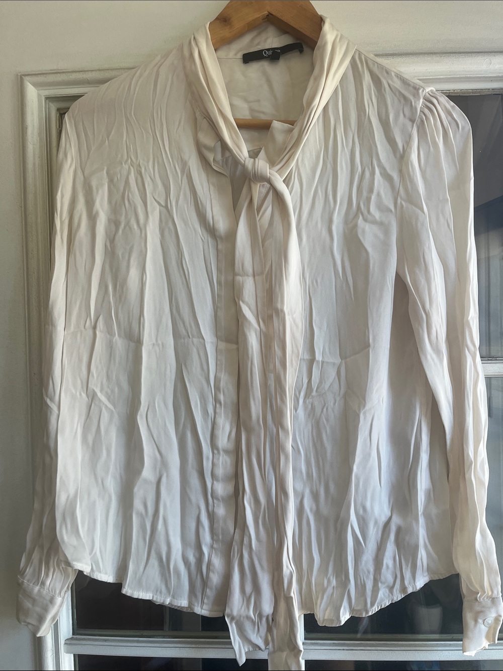 Quince Cream Tie-Neck Long Sleeve Blouse